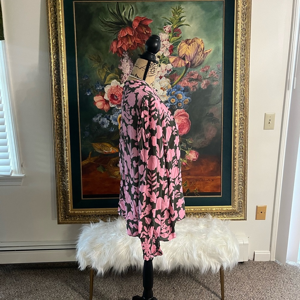 Boden Flora Bloom Deep Smocked Cuff Top - Picture 2 of 4